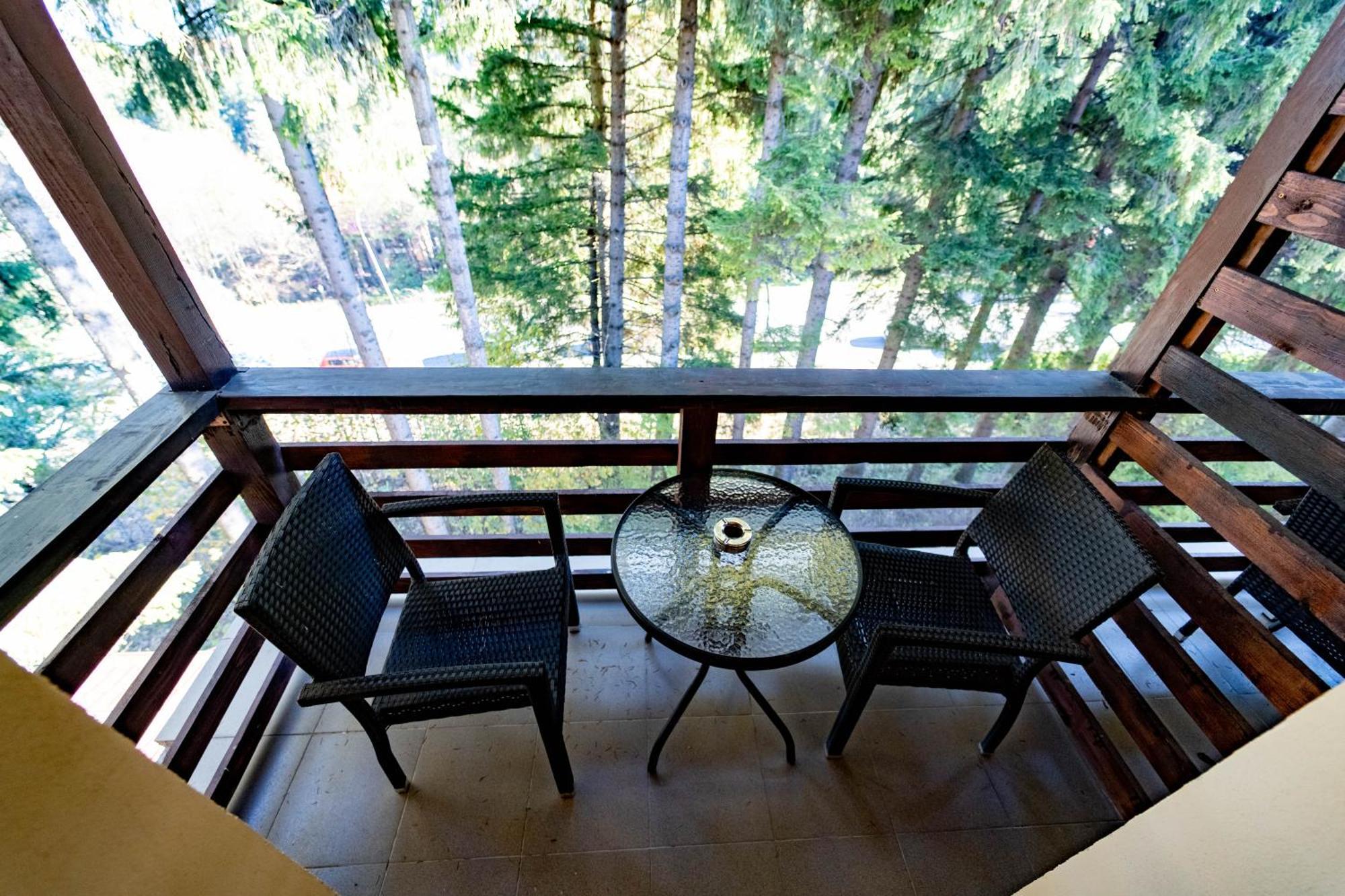 Hotel Cirus Предял Экстерьер фото